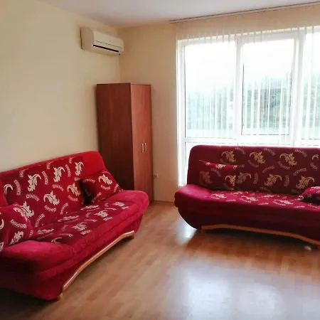 апартамент Summer Apartment Varna