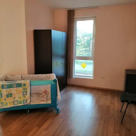 апартамент Summer Apartment *